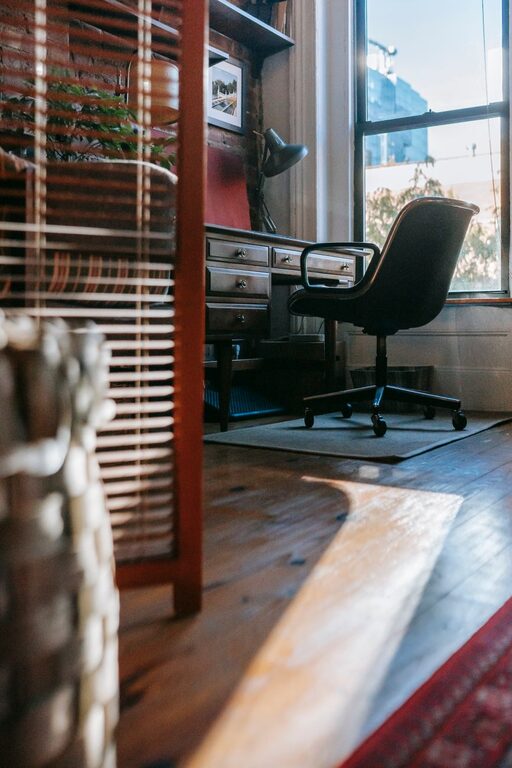 Tips for Creating a Cozy and Functional Home Office Space